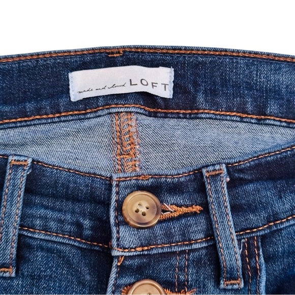 LOFT Size 27/4 Button Front High Rise Skinny Jeans in Classic Mid Wash - Picture 5 of 7